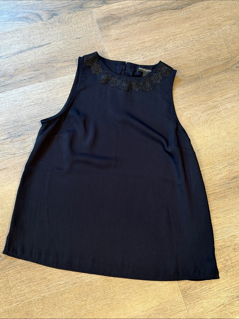 Banana Republic Tank